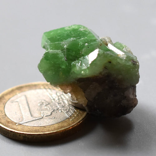 verdelite x ( tourmaline, elbaite )